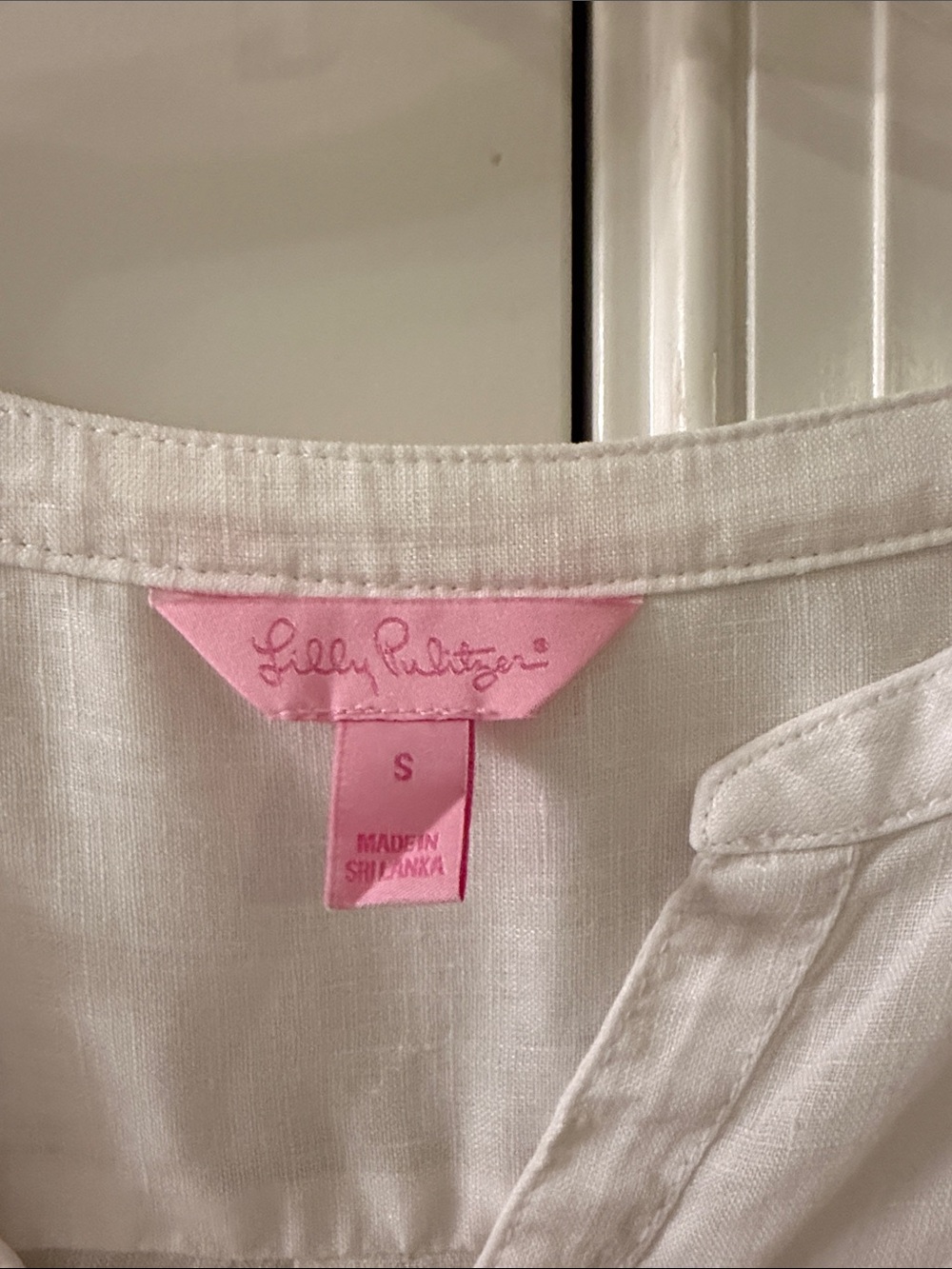 Lilly Pulitzer White Henley Pocket Linen Top - Picture 2 of 12